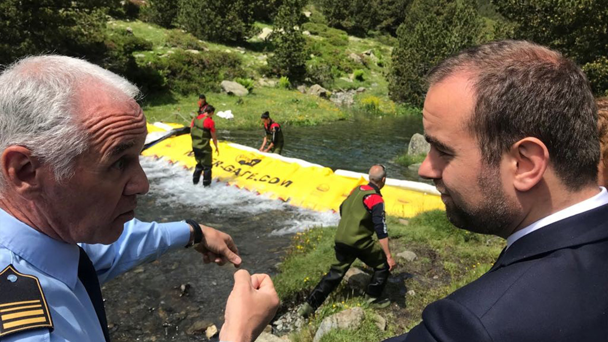 Sebastien Lecornu découvre le barrage Water-Gate